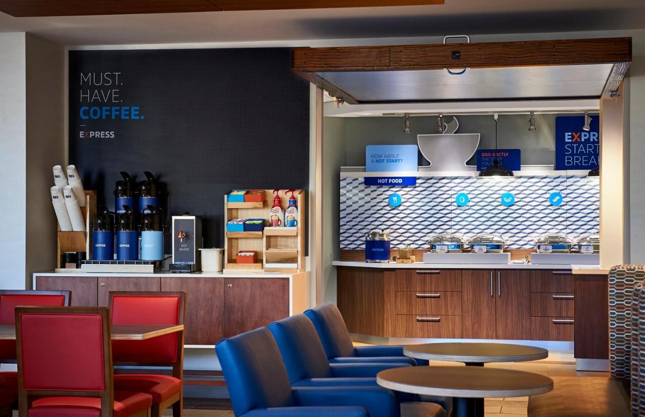 Holiday Inn Express & Suites - Asheboro By Ihg 외부 사진